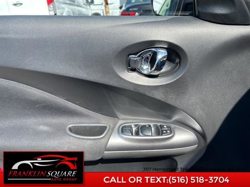Used 2015 Nissan Juke S image 11