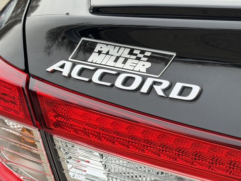 Certified 2022 Honda Accord Sport image 27