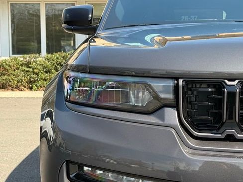 New 2026 Jeep Grand Cherokee Limited AWD/4WD image 10