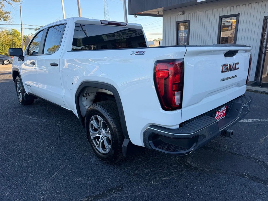 Used 2021 GMC Sierra 1500 4x4 Crew Cab w/ Sierra Value Package image 9