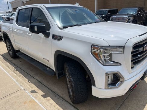 Used 2020 GMC Sierra 1500 AT4 w/ AT4 Premium Package AWD/4WD image 8