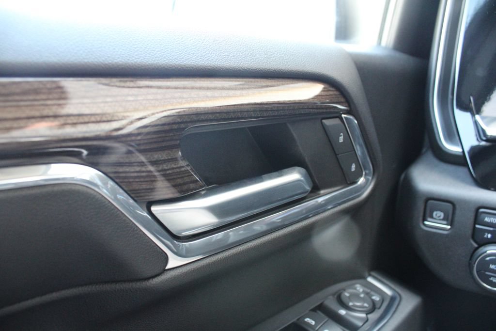 Used 2024 Chevrolet Silverado 1500 RST AWD/4WD image 6