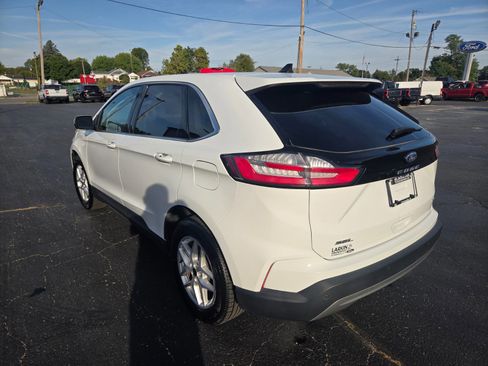 Used 2023 Ford Edge SEL image 8