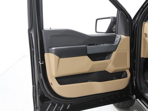 Used 2023 Ford F150 XLT image 4