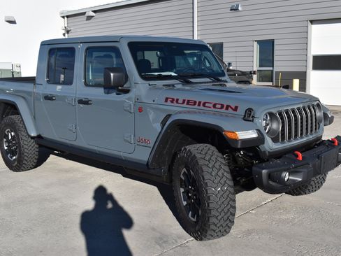 New 2026 Jeep Gladiator Rubicon image 3