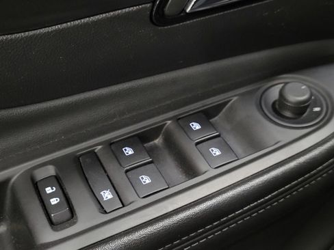 Used 2020 Buick Encore Sport Touring image 27