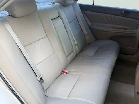 Used 2002 Toyota Camry XLE image 20