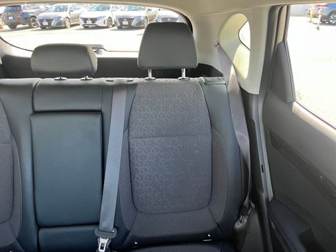 Used 2025 Kia Seltos S image 39