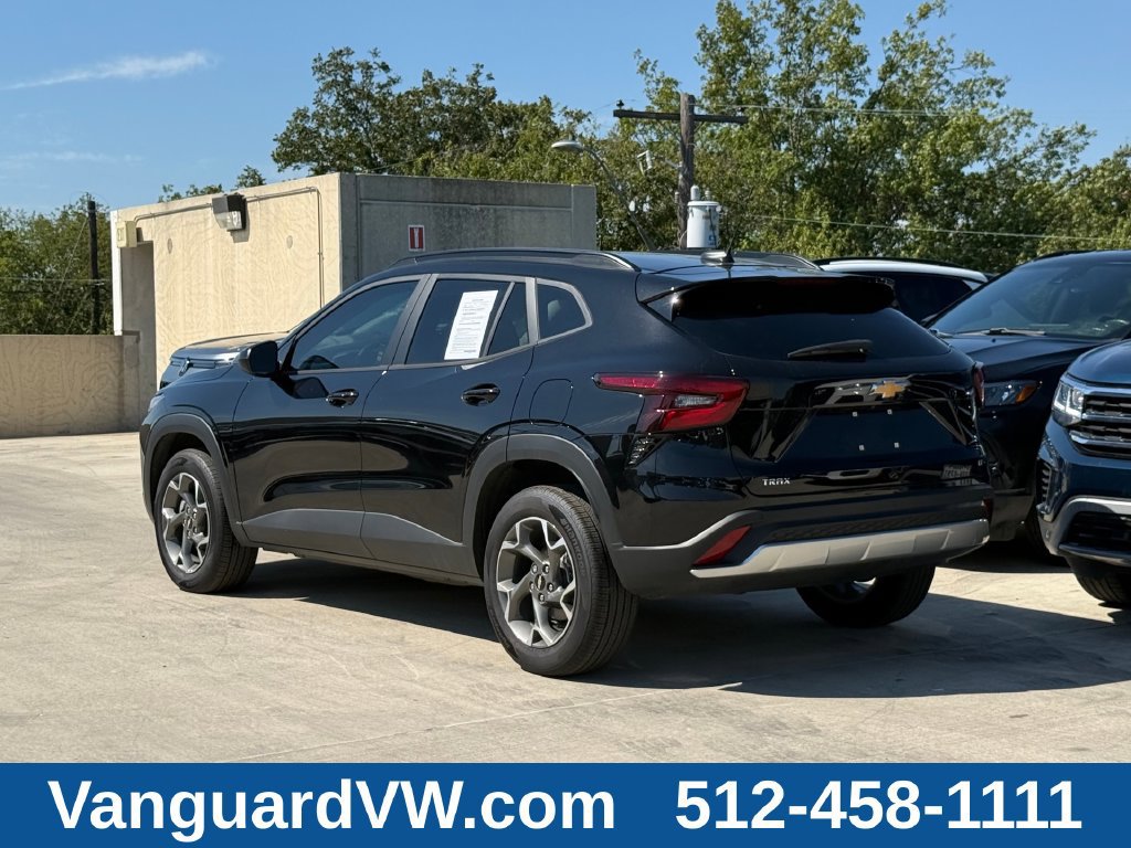 Used 2026 Chevrolet Trax LT w/ Driver Confidence Package FWD image 7