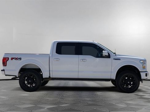 Used 2017 Ford F150 Lariat AWD/4WD image 4