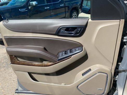 Used 2019 Chevrolet Tahoe LT w/ Luxury Package image 30