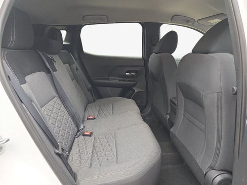 Used 2026 Nissan Kicks SV FWD image 32