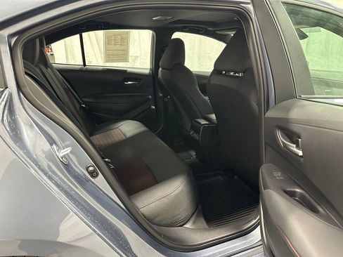 Used 2025 Toyota Corolla SE w/ SE Premium Package image 49