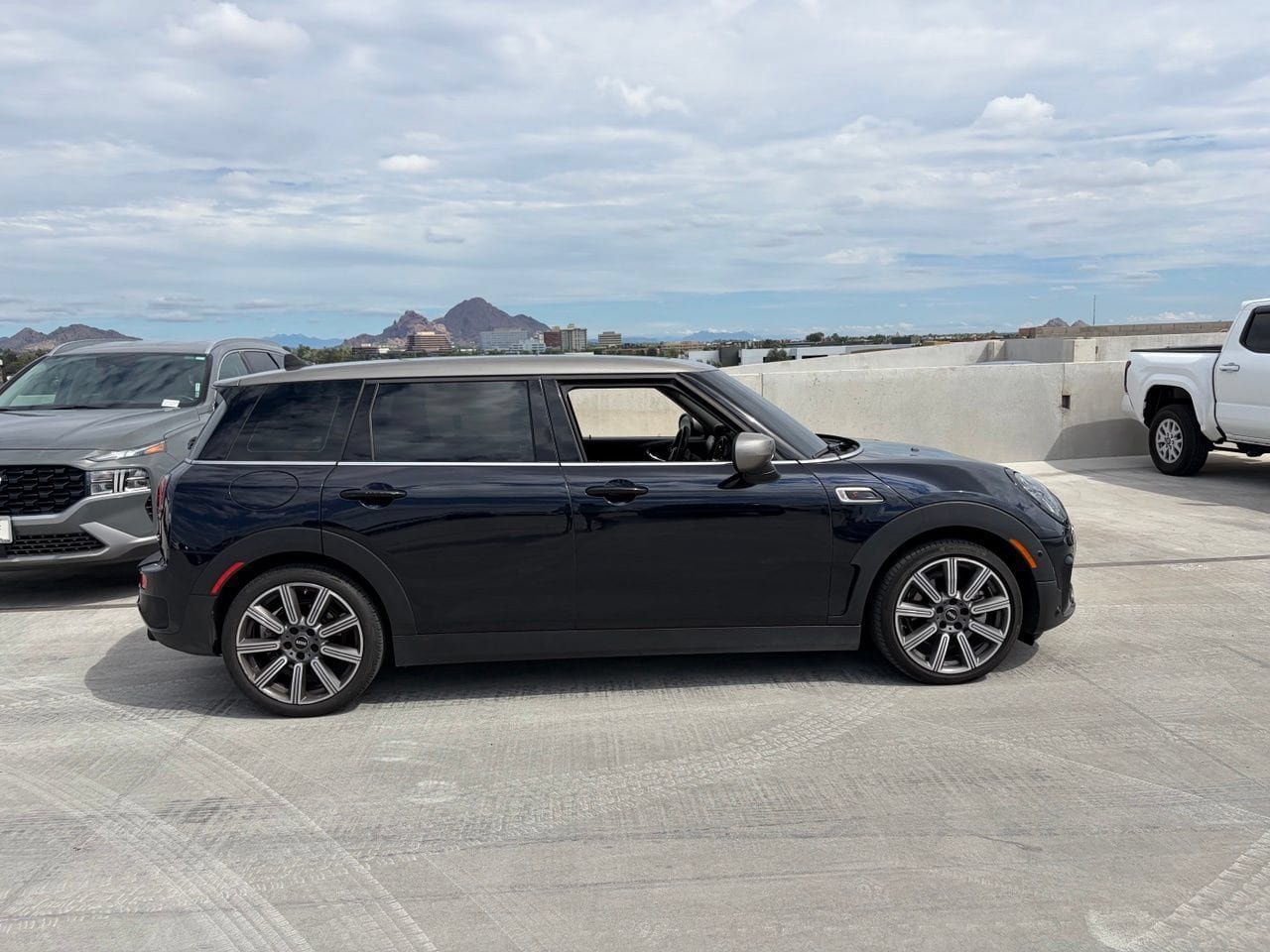 Used 2023 MINI Cooper Clubman S FWD image 3