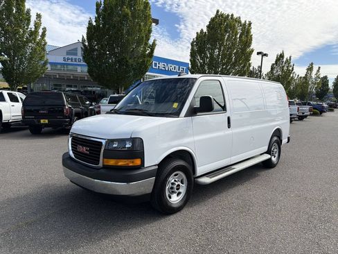 Certified 2025 GMC Savana 2500 w/ Driver Convenience Package RWD image 1