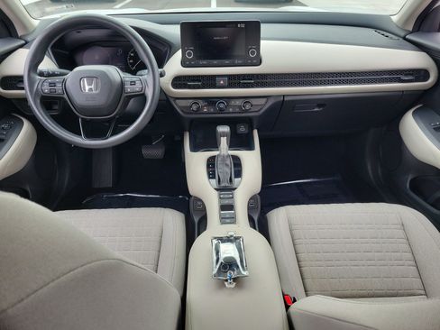 Used 2023 Honda HR-V LX image 28