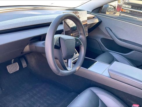 Used 2025 Tesla Model 3 Long Range image 15