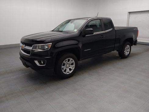 Used 2017 Chevrolet Colorado LT w/ LT Convenience Package AWD/4WD image 2