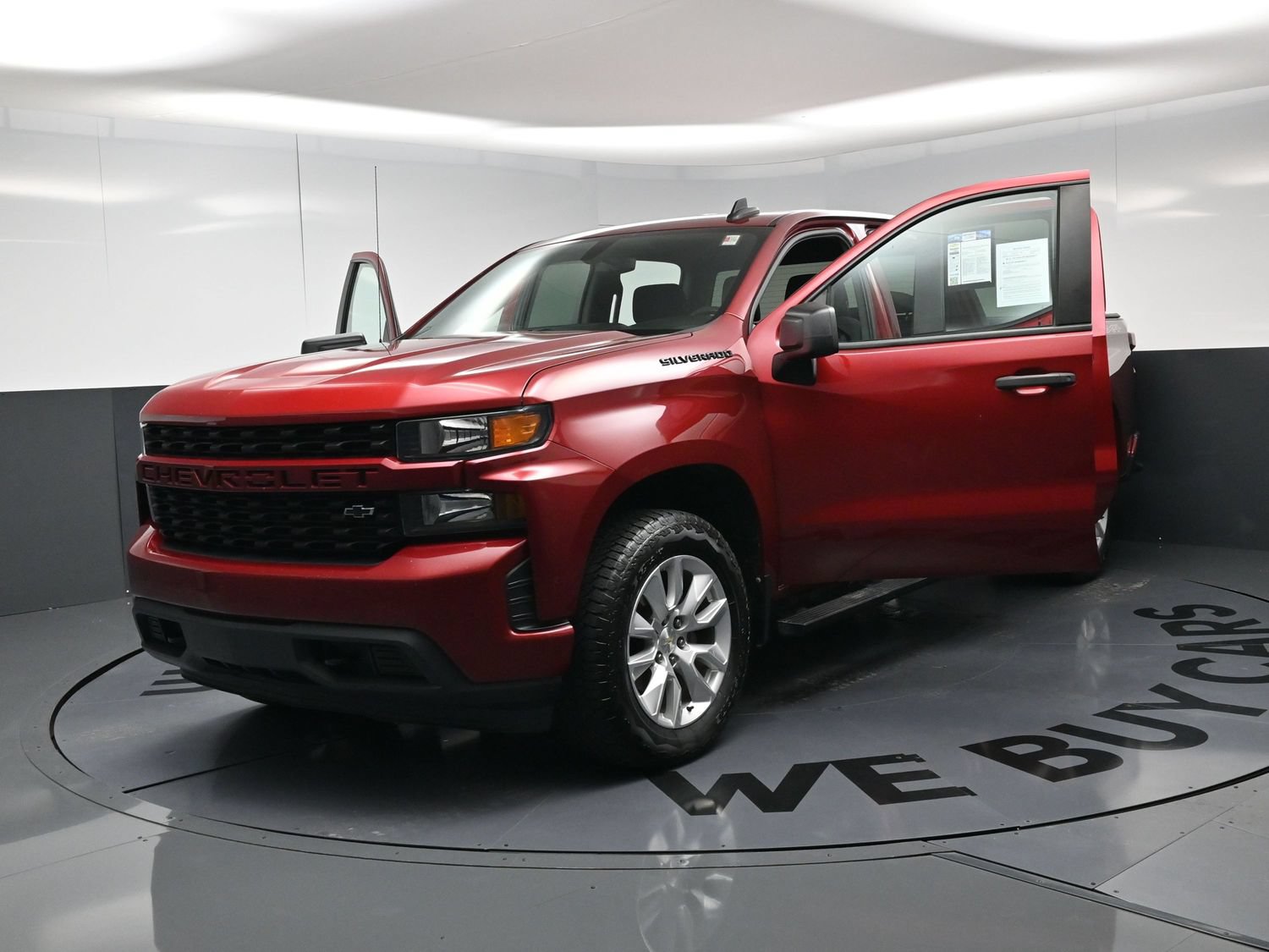 Used 2020 Chevrolet Silverado 1500 Custom w/ Custom Value Package AWD/4WD image 21