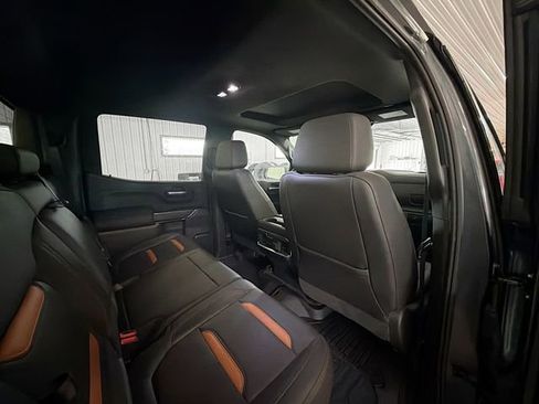 Used 2020 GMC Sierra 1500 AT4 w/ AT4 Premium Package AWD/4WD image 11