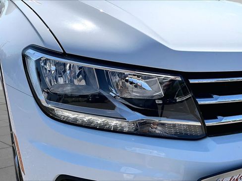 Used 2021 Volkswagen Tiguan SEL FWD image 27