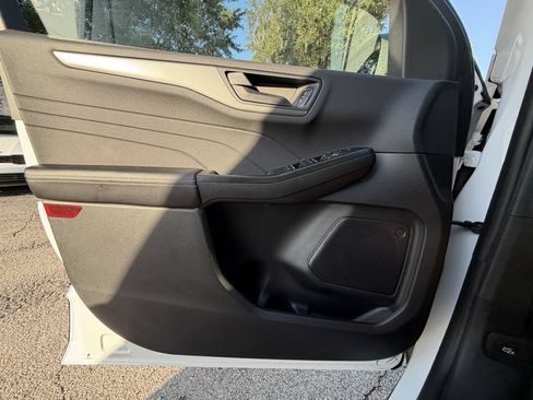 Used 2026 Ford Escape Active w/ Tech Pack #1 FWD image 20
