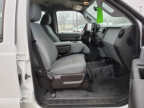 Used 2014 Ford F250 XL w/ Power Equipment Group image 17