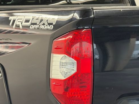 Used 2021 Toyota Tundra Limited w/ Limited Premium Package image 25