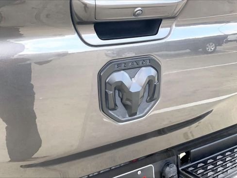 Used 2021 RAM 1500 Laramie image 9