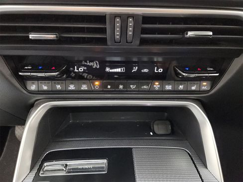 Certified 2024 MAZDA CX-90 Plug-In Hybrid w/ Premium Plus image 21