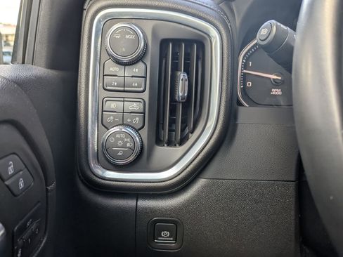 Used 2023 GMC Sierra 2500 Denali image 23