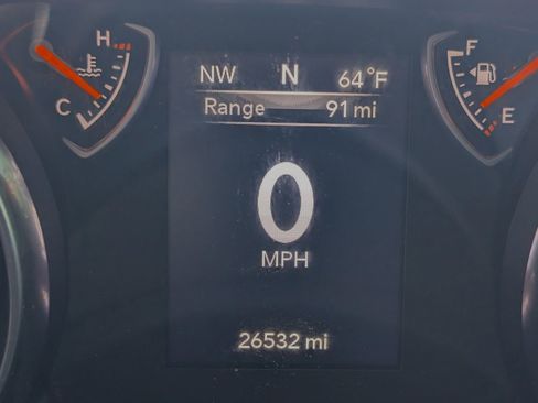 Used 2022 Jeep Gladiator Sport image 7