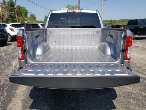 Used 2022 RAM 1500 Big Horn AWD/4WD image 9