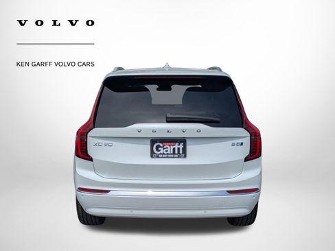 New 2026 Volvo XC90 B5 Core AWD/4WD image 4