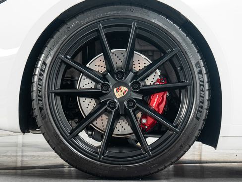 Used 2024 Porsche 911 Carrera S RWD image 44