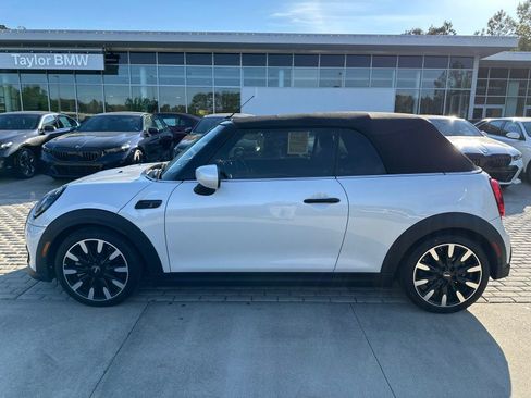 Used 2023 MINI Cooper S FWD image 2