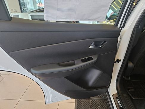 New 2026 Nissan Leaf SV+ w/ Illuminated Package image 25