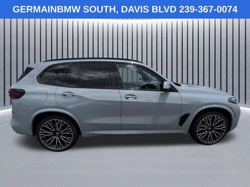 Certified 2024 BMW X5 sDrive40i w/ M Sport Package RWD image 4