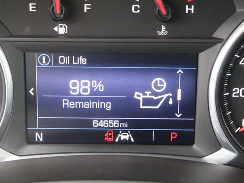 Used 2022 GMC Terrain SLE image 21