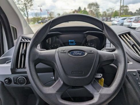 Used 2017 Ford Transit 150 XL RWD image 18