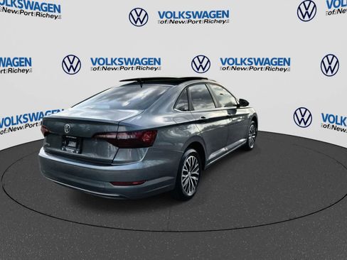 Used 2020 Volkswagen Jetta SE w/ SE Cold Weather Package FWD image 6