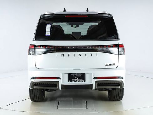 New 2026 INFINITI QX80 Autograph AWD/4WD image 8