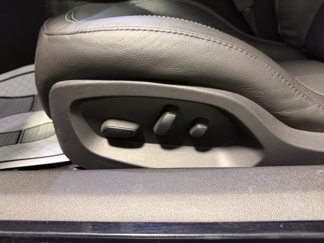 Used 2016 Chevrolet Corvette Stingray Coupe w/ 3LT Preferred Equipment Group RWD image 13