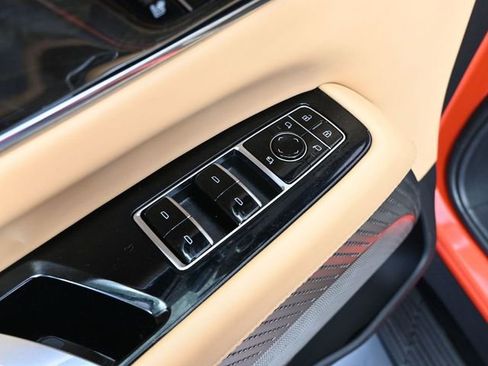 Used 2026 Cadillac Escalade IQ Sport 2 w/ LPO, ONYX Package image 20