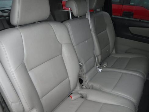 Used 2014 Honda Odyssey Touring Elite image 34