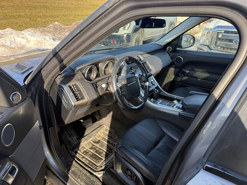 Used 2016 Land Rover Range Rover Sport SE image 7