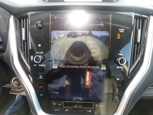 Used 2023 Subaru Outback Touring image 18