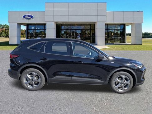 New 2026 Ford Escape ST-Line w/ Tech Pack #1 FWD image 3