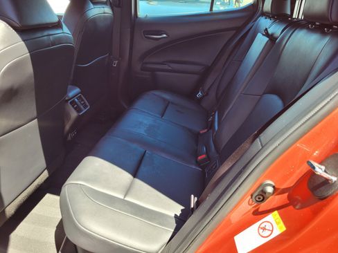 Used 2019 Lexus UX 250h w/ Premium Package AWD/4WD image 28