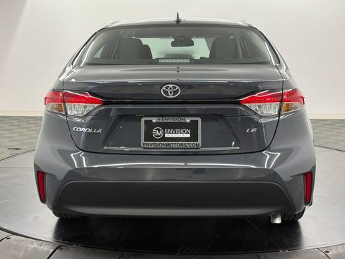 Used 2026 Toyota Corolla LE FWD image 11